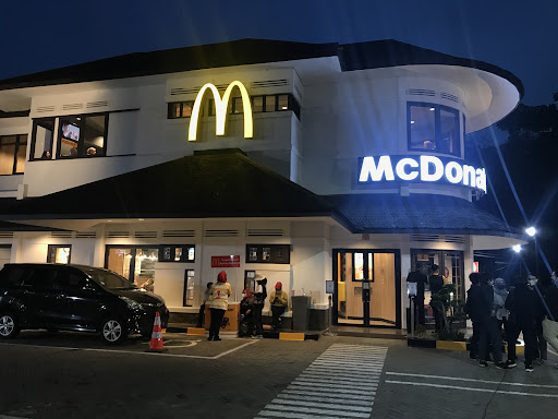 McDonalds Diponegoro