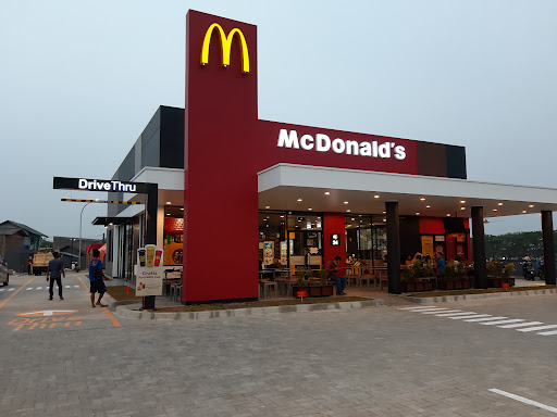 McDonald's Magnolia Residence