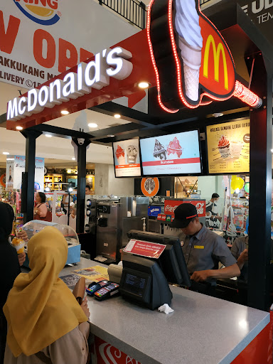 McDonald's Kiosk Ice Cream Corner Panakkukang