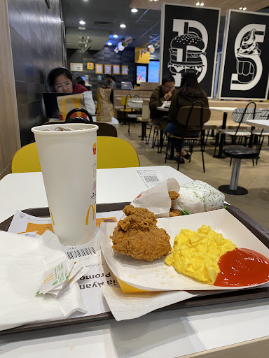 McDonald's, K-Walk Manado