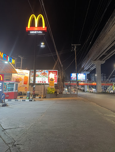 McDonald's Drive Thru Km5