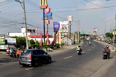 McDonald's Taman Geluran 1 mcdonalds taman geluran