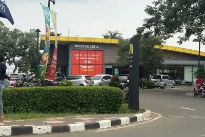 mcdonalds terbaik di cibinong